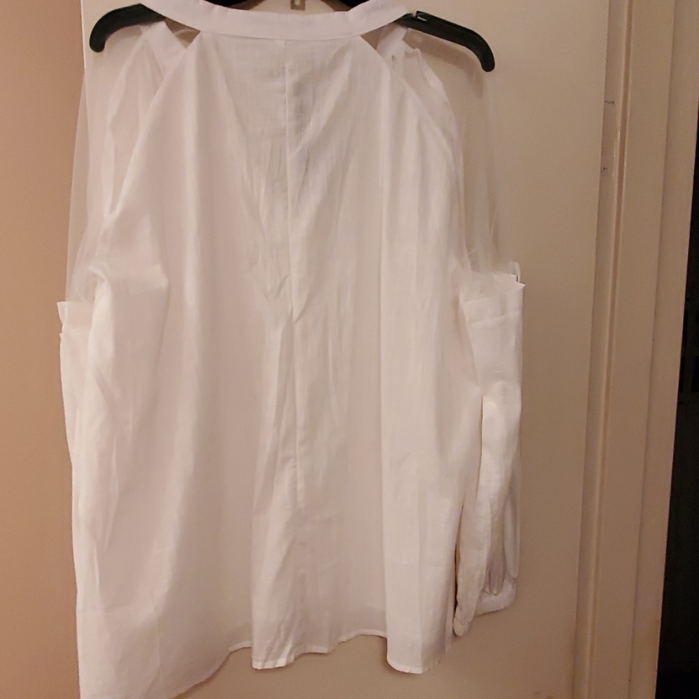 Top - Picture 3 of 3